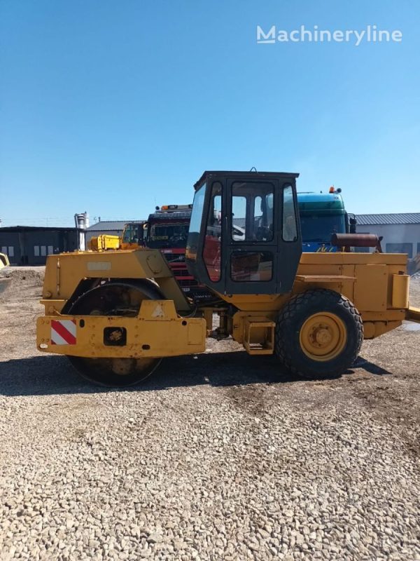 Cilindru compactor pentru terasamente Hamm 9t