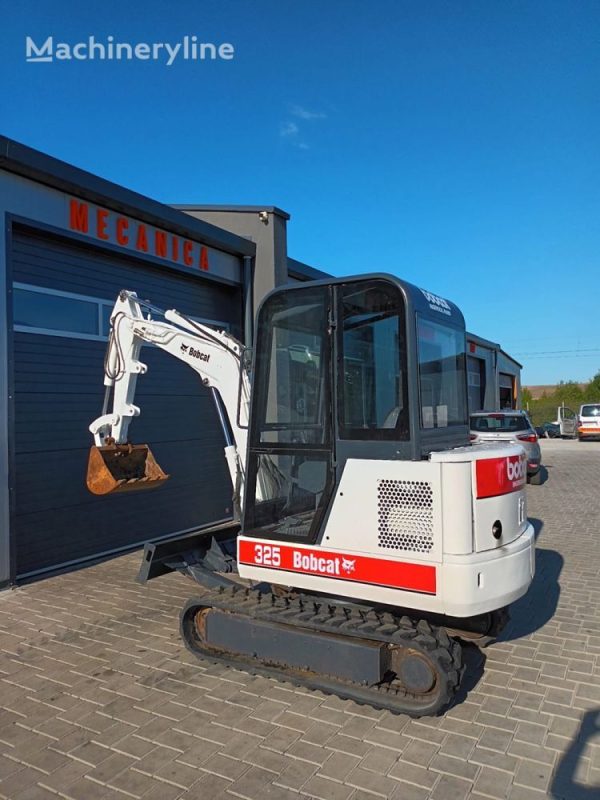 Miniexcavator Bobcat 325