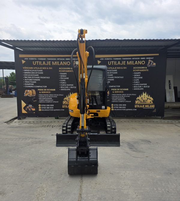 20260507_173951 Miniexcavator Jcb8035