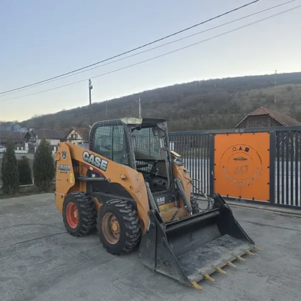 Miniincarcator CASSE 3500Kg an 2016