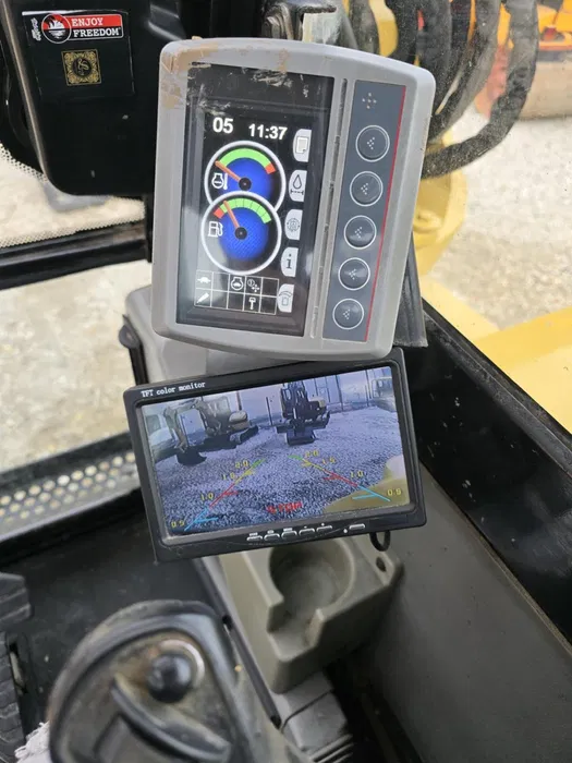 Excavator Caterpillar 308 an 2014 9t