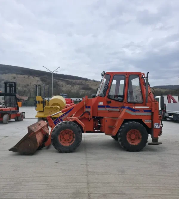 Buldoexcavator Fai-Komatsu