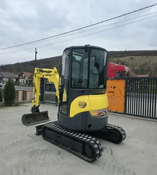 Miniescavator yanmar vio 20 2300kg