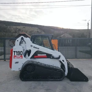 Miniincarcator Bobcat T190