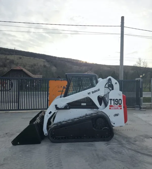 Miniincarcator Bobcat T190