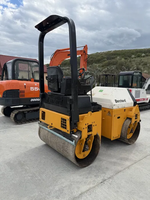 Cilindru compactor 4,5 t Benford