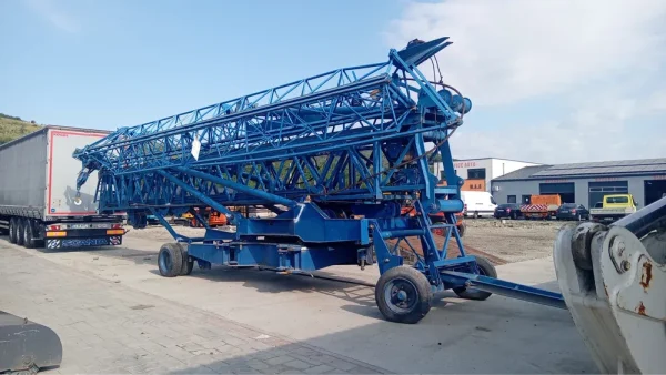 Vand sau schimb cu utilaj automacara automotanta de 26 m inaltime