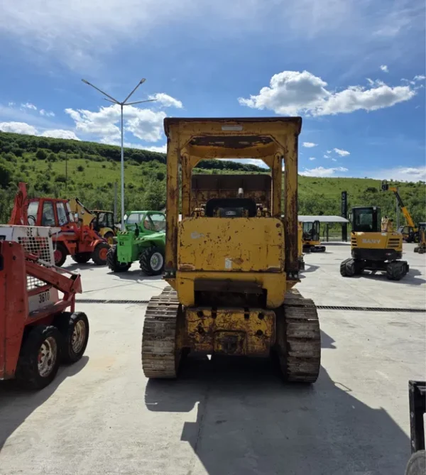 image - 2026-09-09T002821.475 Buldoexcavator Caterpillar 428 – 12 tone, cupă frontală