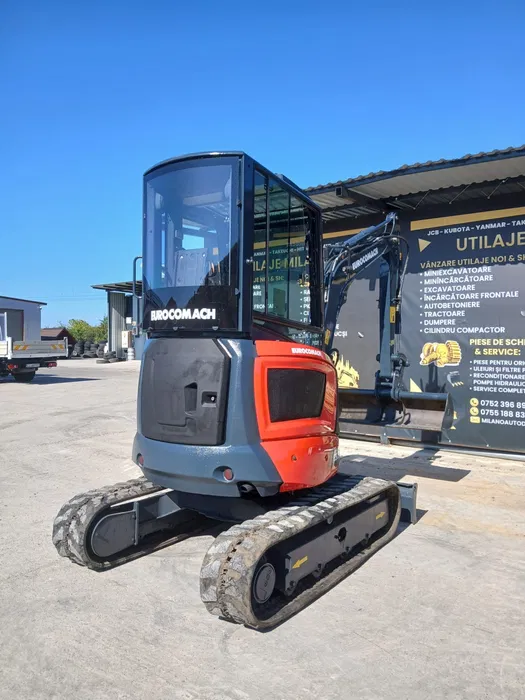 image - 2026-09-09T002957.388 Miniexcavator Eurocomach EZ25 2018 – 2600 kg, motor Kubota