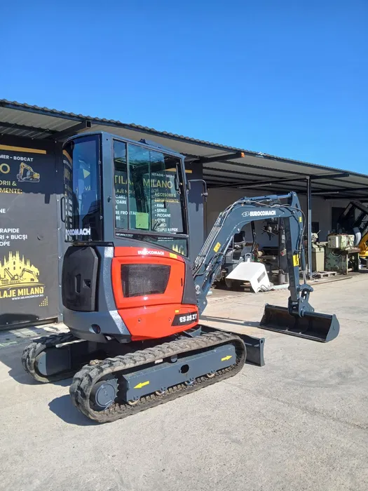 image - 2026-09-09T003005.100 Miniexcavator Eurocomach EZ25 2018 – 2600 kg, motor Kubota