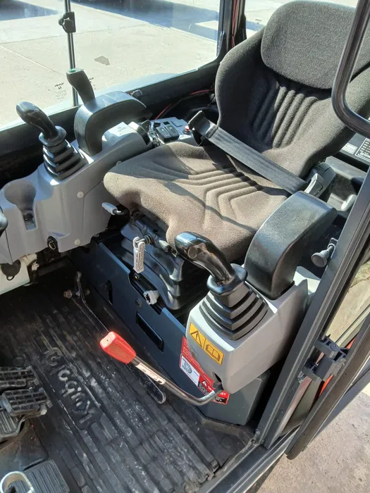 Miniexcavator Kubota KX27 an 2020 – 2700 kg, 4 cilindri
