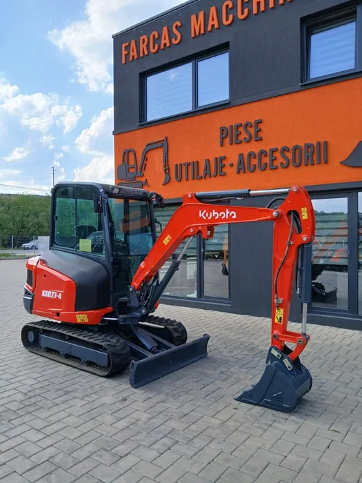image - 2026-09-09T003506.143 Miniexcavator Kubota KX27 an 2020 – 2700 kg, 4 cilindri