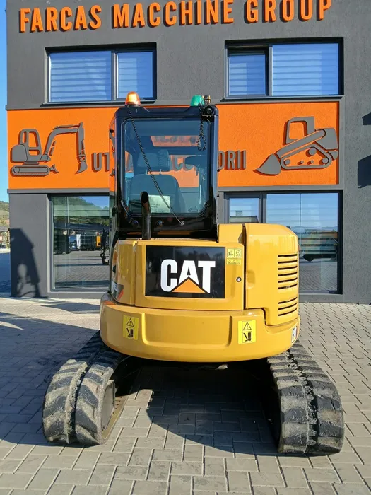 Excavator Caterpillar 305 – 5000 kg, fabricație 09/2018, 3 cupe