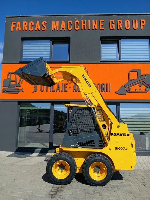 Miniîncărcător Komatsu SK07J Miniîncărcător Komatsu SK07J
