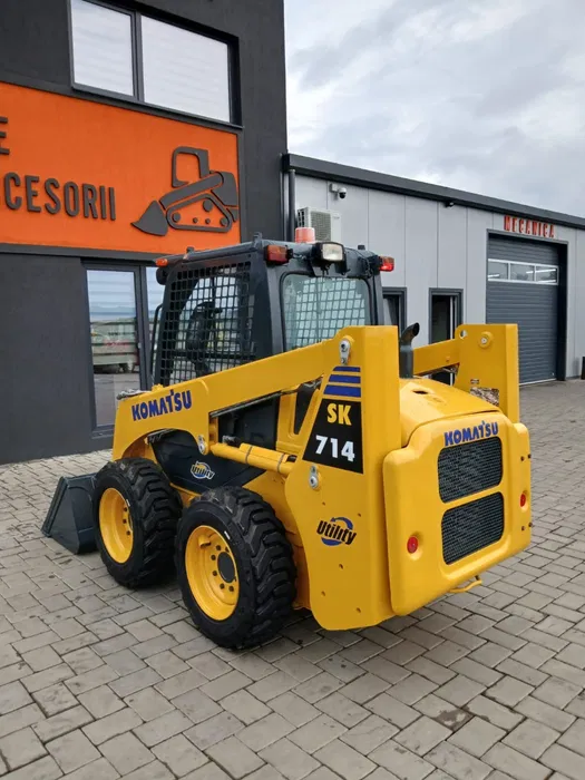 Miniîncărcător Komatsu SK714 2019 – 2800 kg, 1000 ore