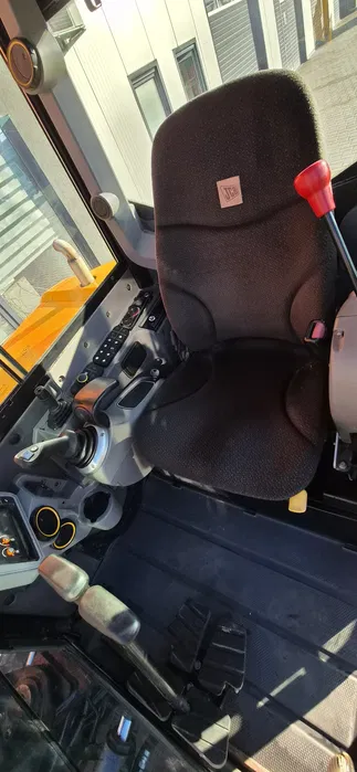 Miniexcavator JCB 51R-1 – 2016