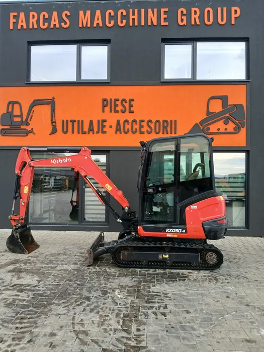 image Kubota KX30-4 – Miniexcavator 3 tone – 2 cupe