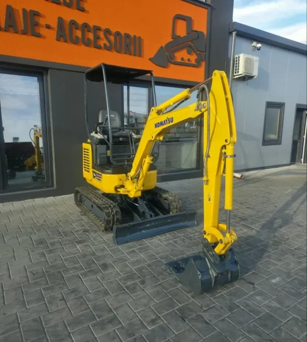 image (3) Miniexcavator KOMATSU PC16RH – 2 cupe