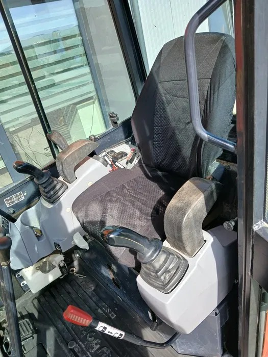 Kubota U27-4 – 2.600 kg – 2 cupe
