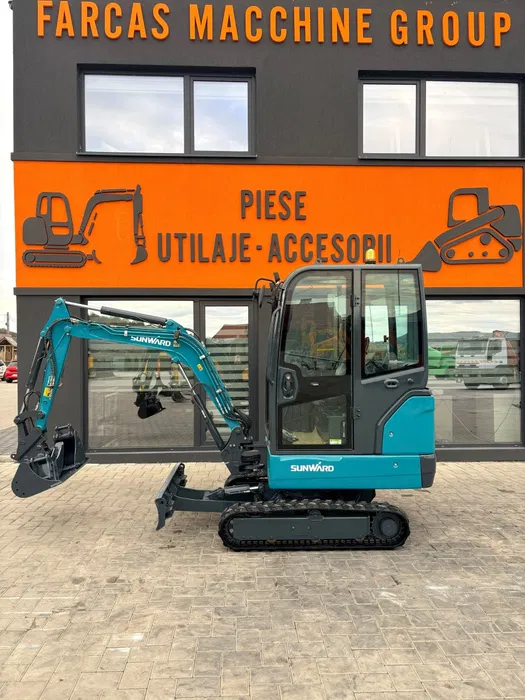 image Miniexcavator Sunward SWE17F 2023 – 1780 kg – 3 cupe + cuplă rapidă